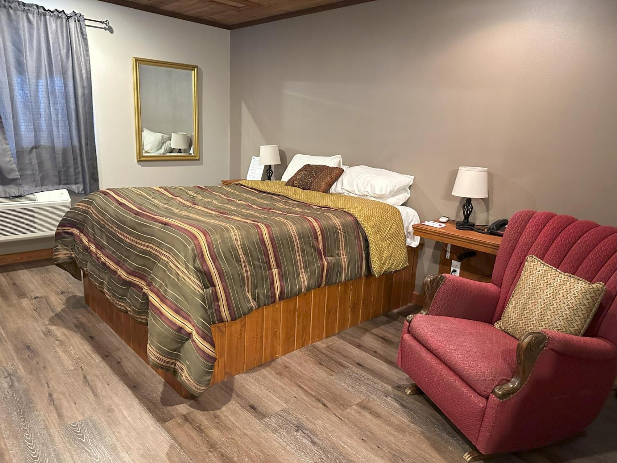 Timber Lodge Inn Cle Elum Buitenkant foto