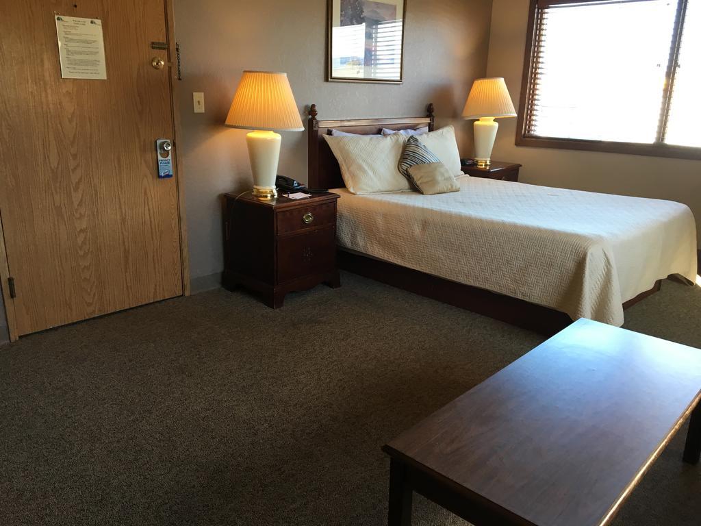 Timber Lodge Inn Cle Elum Buitenkant foto