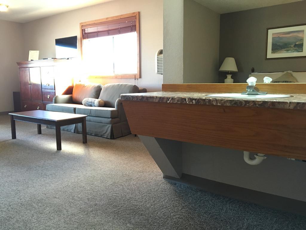Timber Lodge Inn Cle Elum Buitenkant foto