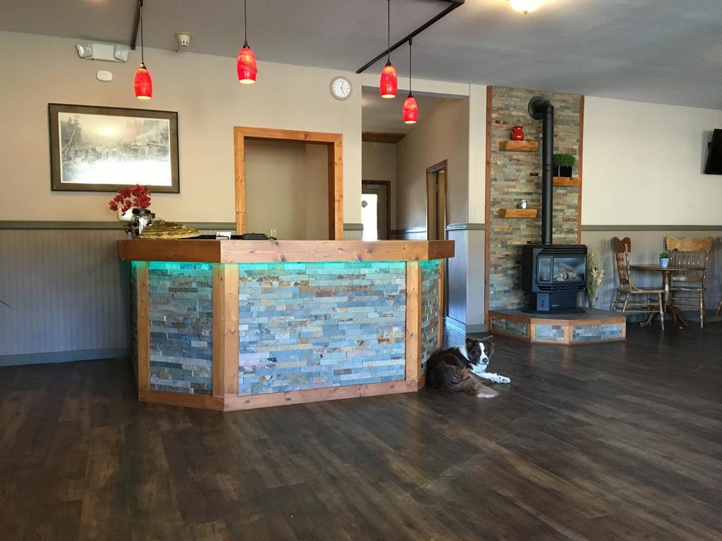 Timber Lodge Inn Cle Elum Buitenkant foto