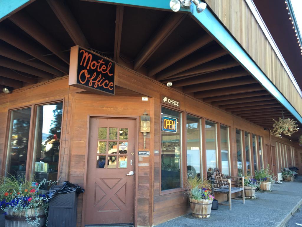 Timber Lodge Inn Cle Elum Buitenkant foto